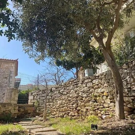 Semeli's House