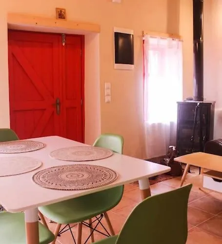 Nyaraló Semeli's House